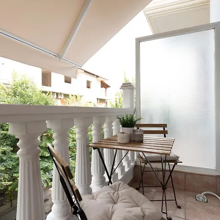 Nook 20 - Minimal & Smart Urban Λάρισα